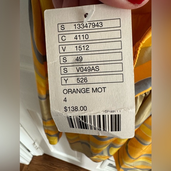 Vera Neumann La Paz Silk Halter Top from Anthropologie - Picture 5 of 10